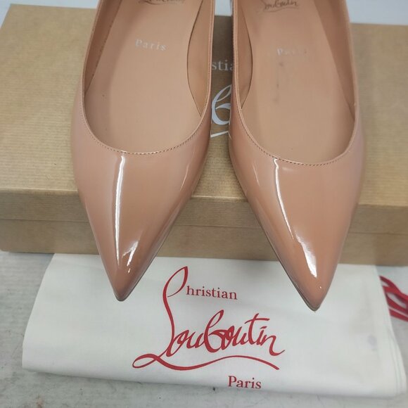 Christian Louboutin Hot Chickita Flat Patent Nude Shoe - Picture 8 of 12